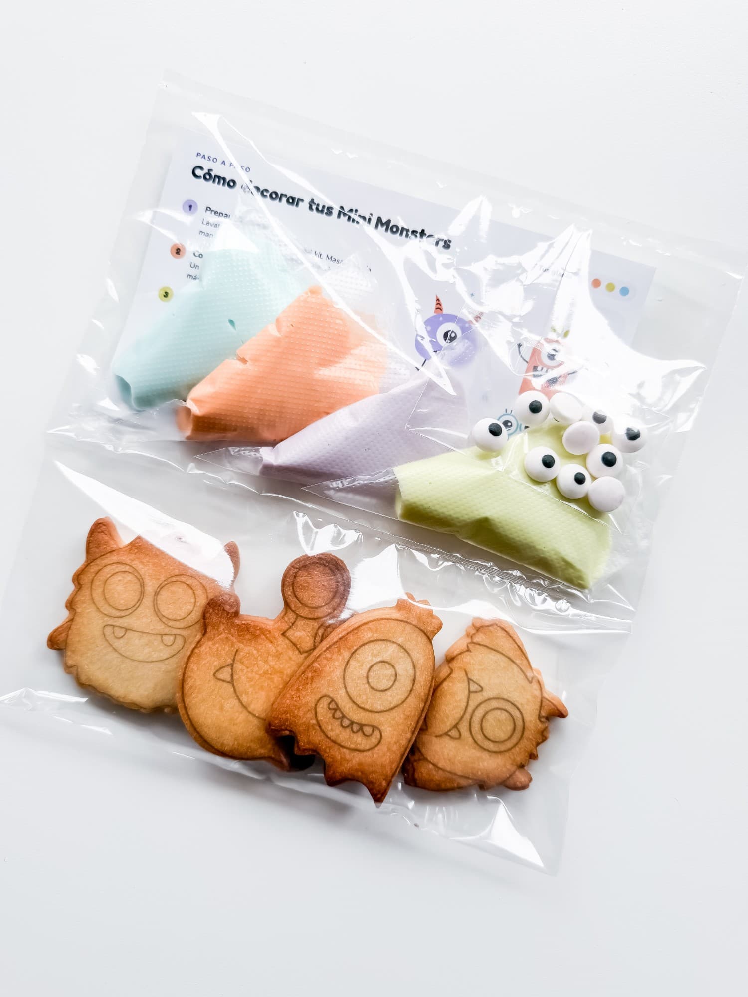 Kit Minis Monsters con mini galletas, mangas de glasé y ojitos de azúcar